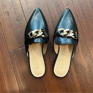 Black Slip on Pointy Toe Mule Loafer